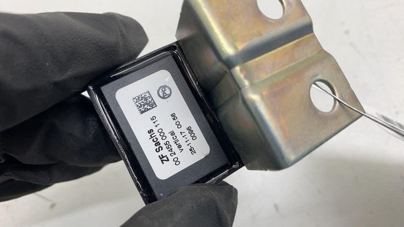 ⭕ 2017-2020 Levante Right Quarter Acceleration Sensor Control Module 6