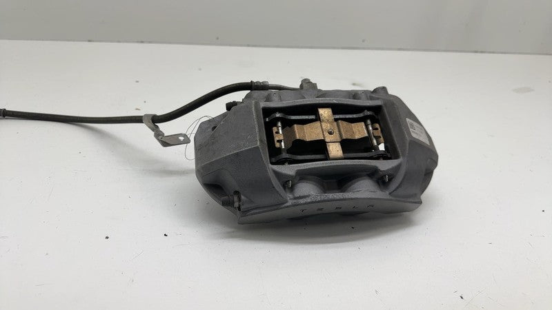 ⭕ 2017-2023 Tesla Model 3 Front Left Caliper w/ Brake Hose Line LH 104