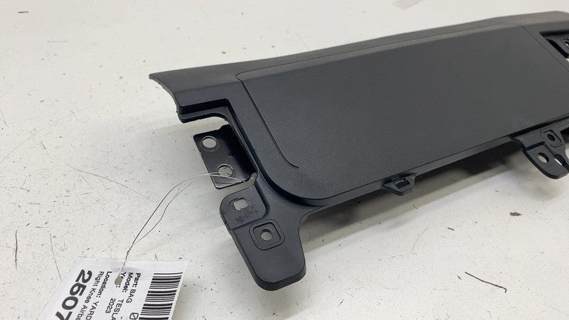 107782600D ⭕ 2017-2023 Tesla Model 3 Right Lower Knee Safety Airbag Module RH 1077826-00-D