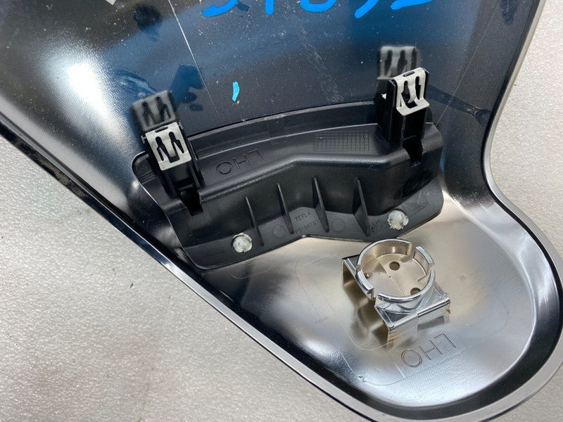 1062962 00 A ⭕16-23 Model X Rear Left 2nd Row Seat Outer Monopost Outboard Cover 1062962-00-A