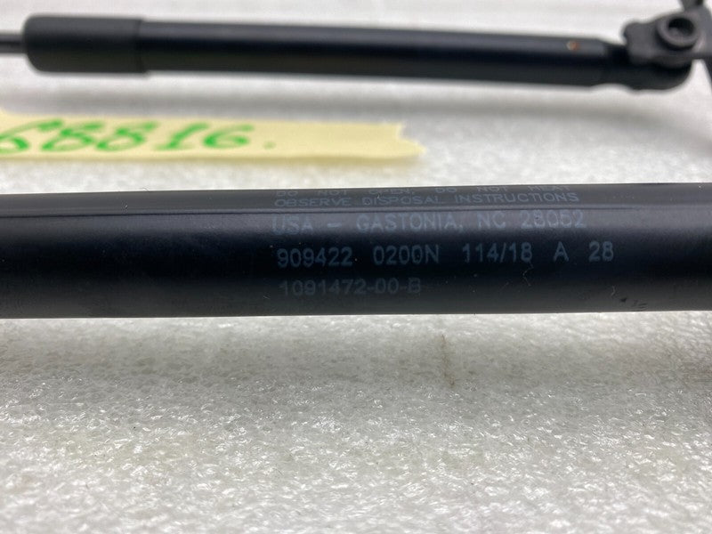1091472 00 B 17-23 Model 3 Front Left/Right Bonnet Hood Shock Strut Lift Support 1091472-00-B