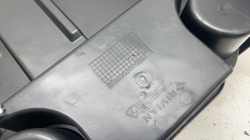 ⭕ 2022 Rivian EDV700 Amazon Van Driver Seat Pedestal Trim Left Assy PT