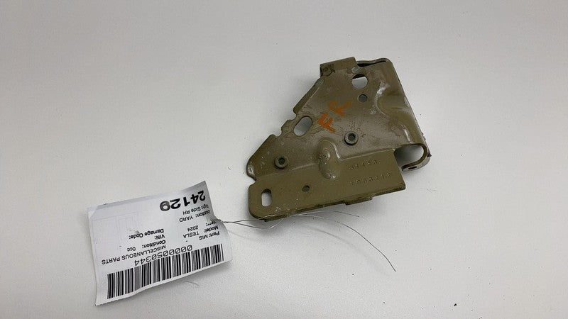 1853212 2024 2025 Tesla Cybertruck Front Passenger Side CFM Support Mount Bracket Right