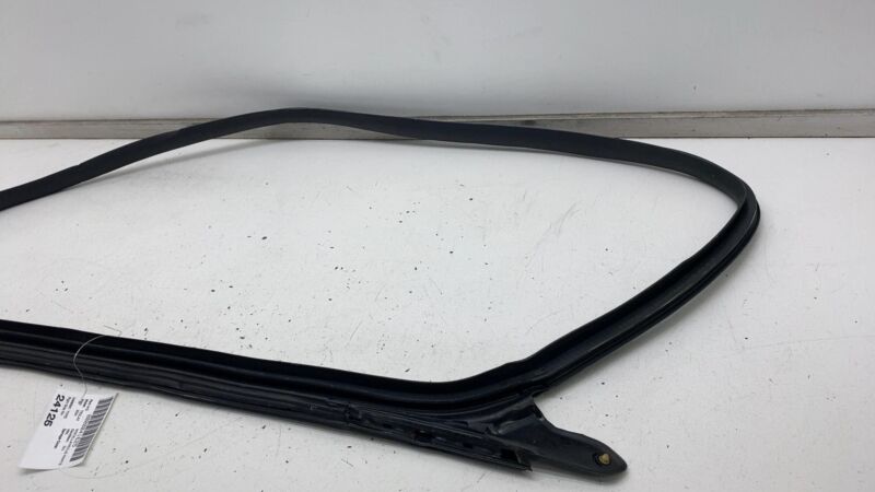 191098400D ⭕ 24-25 Model 3 Front Right Primary Body Weatherstrip Rubber Seal 1910984-00-D