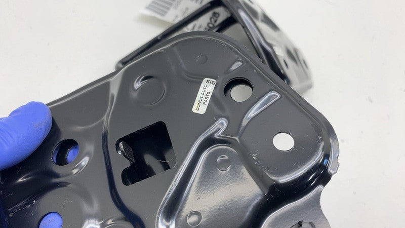 ⭕ 2018-2022 Toyota C-HR Rear 2nd Second Row Left & Right Seat Lock Lat