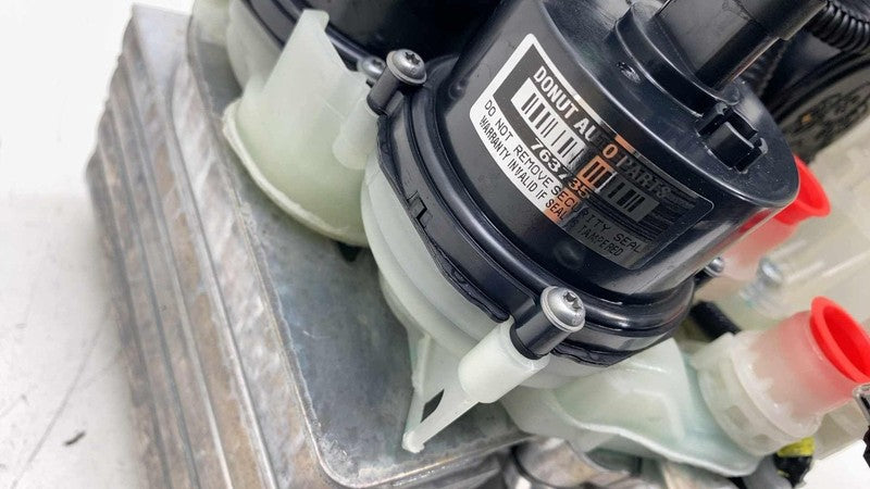 154990200C ⭕ 2021-2025 Tesla Model 3 Supermanifold Refrigerant Chiller w/ Coolant Reservoir