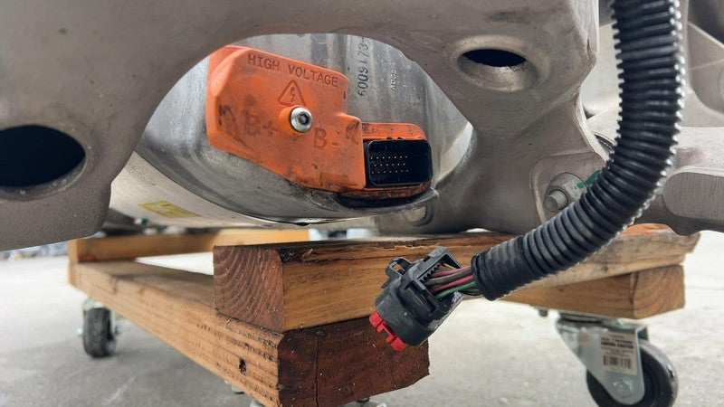 ⭕ 2012-2020 Tesla Model S Rear Large Drive Motor w/ Subframe & Suspens