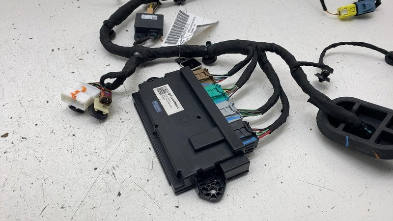 PTOOO39253 G 2022-2024 Rivian R1T R1S Front Right Door Wiring Harness w/ Module & Sensor Assy