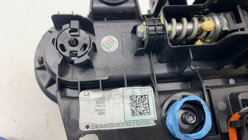 ⭕ 25 Rivian R1S RearLeft Exterior Door Handle Forest Green EXP006 C100