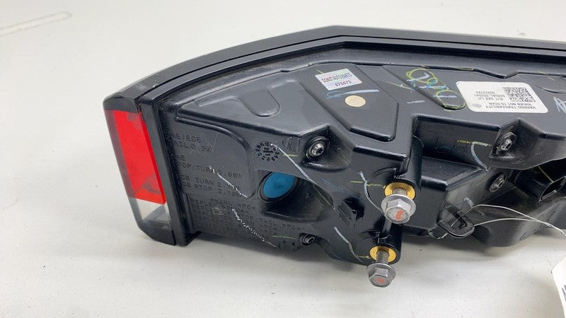 PT00000471-K ⭕ 22-24 R1S R1T Rear Driver Side Outer Taillight LED Tail Lamp Left PT00000471-K