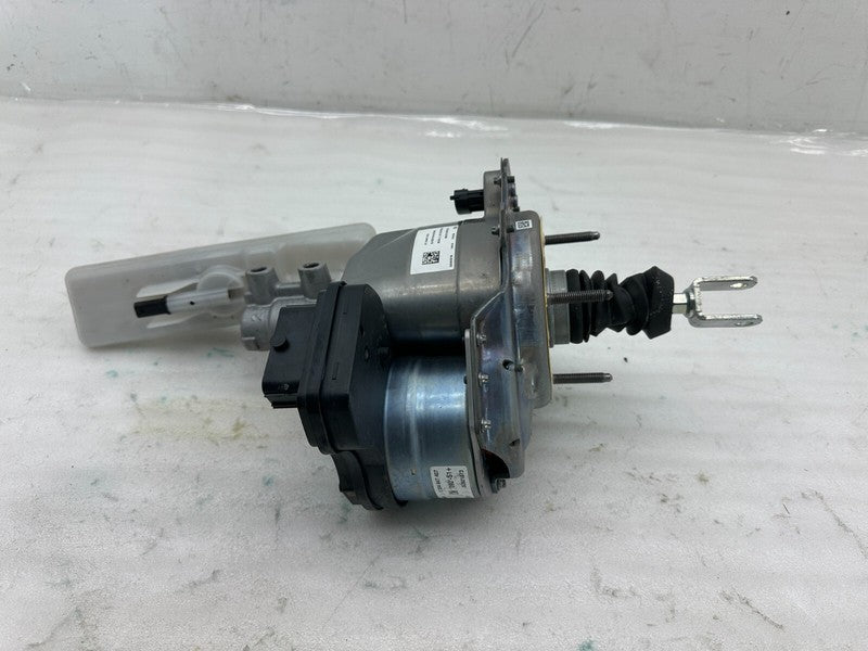 1044671 00 D ⭕ 2017-2023 Model 3 Power Brake iBooster Master Cylinder Reservoir 1044671-00-D