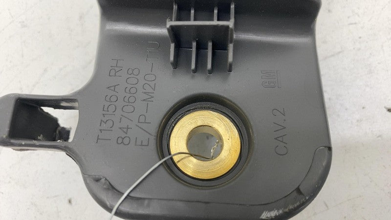 ⭕ 20-25 Chevrolet Silverado 1500 Rear Passenger Right Grab Bar Handle 