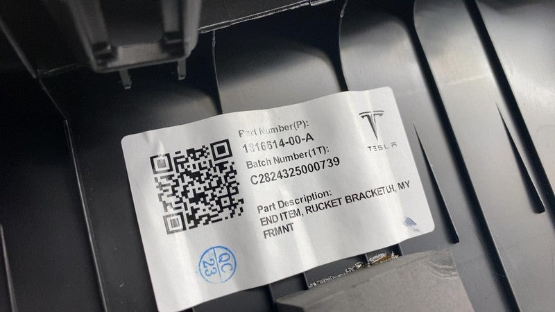 ⭕ 20-24 Tesla Model Y Rear Driver Side Trunk Rucket Bracket Left LH 18