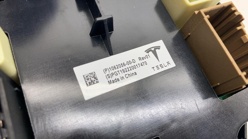 106205600D 2016-2024 Tesla Model X Rear Falcon Controller Door Control Module Assembly OEM