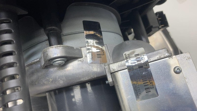 55057491AG ⭕ 2017 2018 2019 2020 Chrysler Pacifica Rear Cargo Vacuum Cleaner OEM 55057491AG