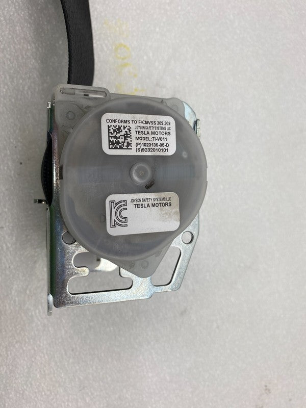 102313605D ⭕ 16-20 Model S Rear Driver Side 2nd Row Seat Belt & Retractor Left 1023136-05-D