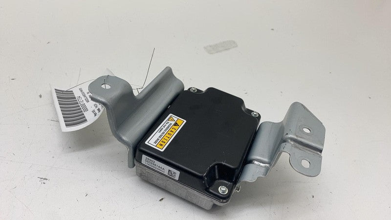 56029814AA ⭕ 17-24 Chrysler Pacifica Power Converter Control Module w/ Bracket 56029814AA