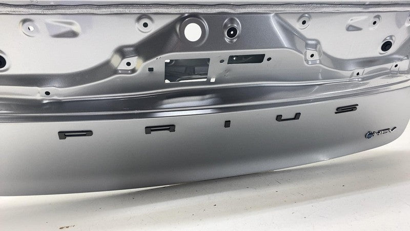 ⭕ 2023-2024 Toyota Prius Rear Trunk Tailgate Hatch Liftgate Assy Silver - 1L0