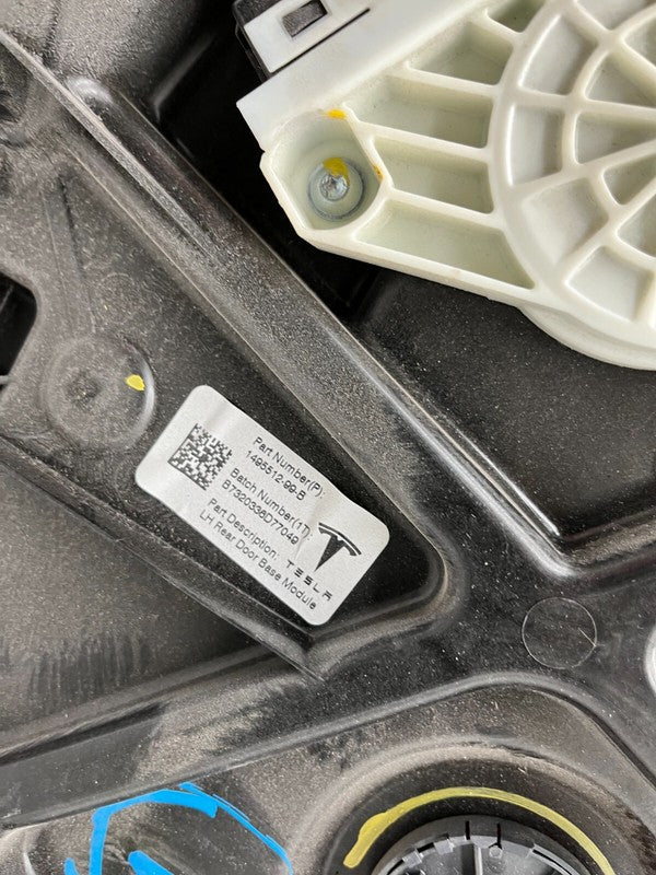 ⭕ 20-24 Model Y Front Left Window Regulator & Motor w/ Base Module 149