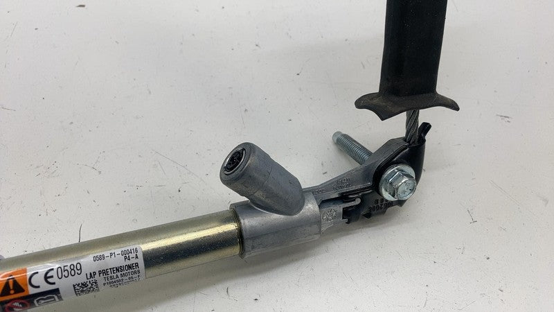 1004532-05-F ⭕16-20 Tesla Model X Front Left Seat Belt 1st Row Lap Pretensioner 1004532-05-F