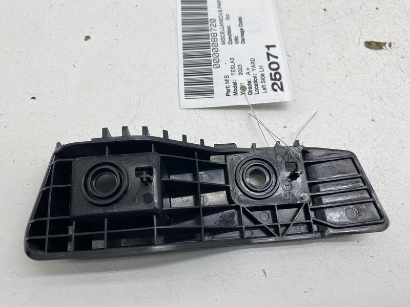 ⭕ 17-23 Tesla Model 3 Rear Left Taillight Tail Lamp Mount Bracket 1083