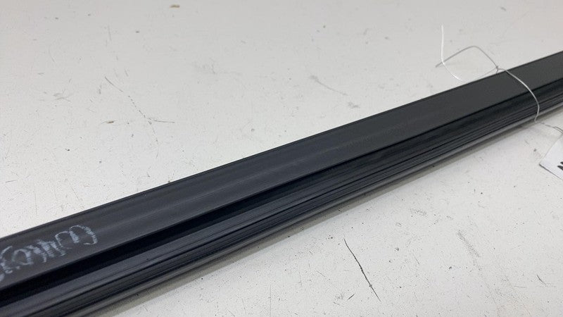 LJ8B-R20571-A ⭕ 21-24 Ford Mustang Mach-E Front Left Door Weatherstrip Belt Seal LJ8B-R20571-A