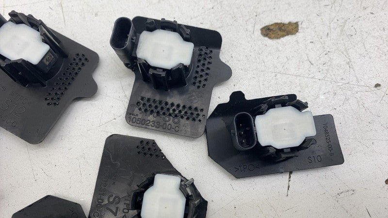 Park Assist Sensor TESLA S 15