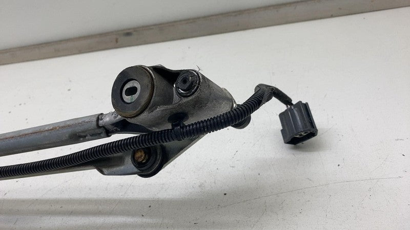 2013 2014 2015 2016 2017 2018 Ford C-Max Windshield Wiper Linkage and Motor Assy