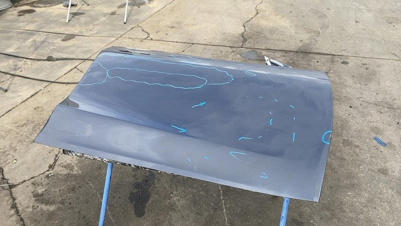 ⭕20-24 Tesla Model Y Front Passenger Side Door Shell Panel Right OEM G