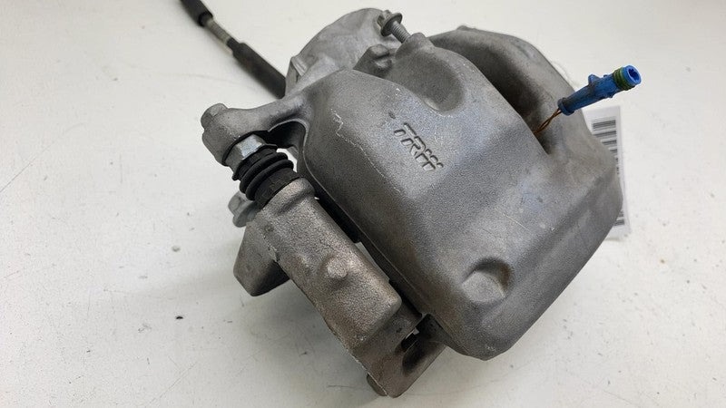 ⭕ 15-23 Mercedes C-Class C300 W205 Front Right Caliper & Brake Hose A2