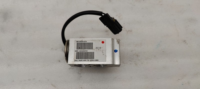 6008481 00 A ⭕ 12-15 Tesla Model S A/C Suction Line Valve w/ Solenoid Assembly 6008481-00-A
