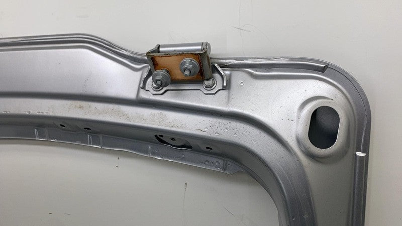 ⭕ 2023-2024 Toyota Prius Rear Trunk Tailgate Hatch Liftgate Assy Silver - 1L0