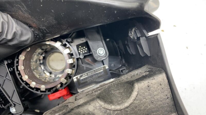 ⭕2017-2020 Maserati Levante Steering Column Clockspring Wiper Combination Switch