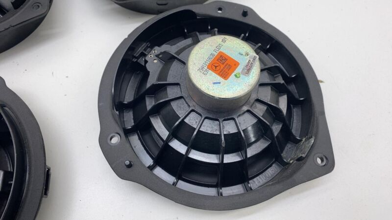 A 166 820 21 02 2016-2019 Mercedes-Benz GLE350 Set of 4x Door Side Audio Sound Speakers Assy OEM
