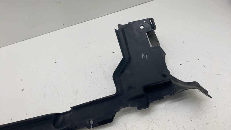 ⭕ 14-17 Range Rover Sport Engine Cooling Radiator Upper Deflector DK62