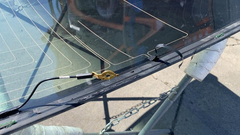 ⭕ 17-20 Model 3 M3 Rear Trunk Panoramic Backlite Glass Back Section 14