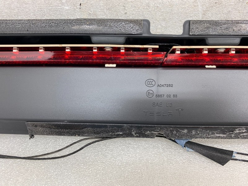 ⭕ 12-25 Model S Rear Center High Mounted Stop Light Third 3rd Brake 60