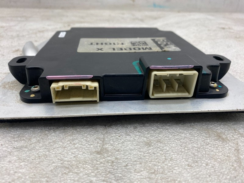 1050183 10 C ⭕ 2016-2023 Tesla Model X Front Side Door Control Module Right RH 1050183-10-C