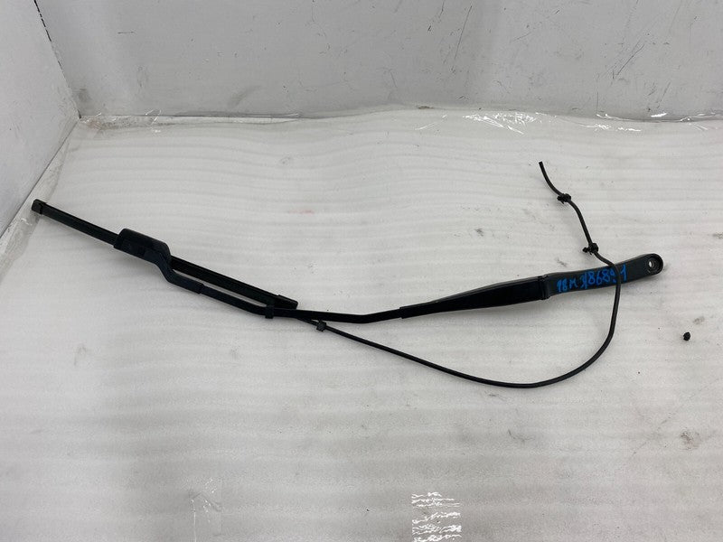 107672900B ⭕ 2017-2022 Tesla Model 3 Front Windshield Wiper Arm & Blade Right 1076729-00-B