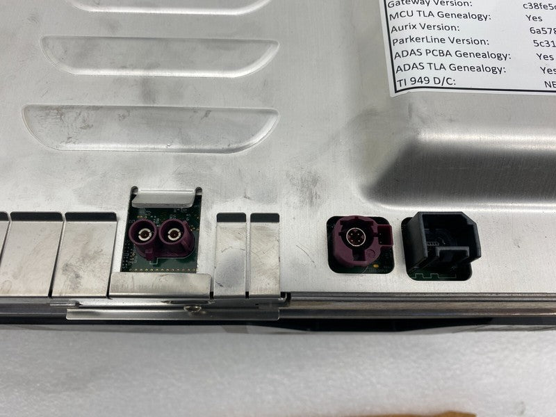 109805800F ⭕ 17-23 Model 3 Autopilot Media Control Module MCU / ADAS Computer 1098058-00-F