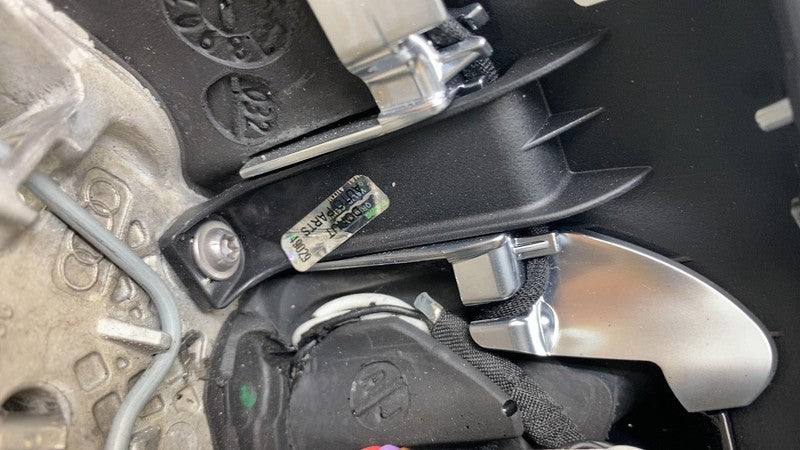 ⭕ 2021-2023 Audi E-Tron Steering Wheel with Switches and Bezel Cover 4