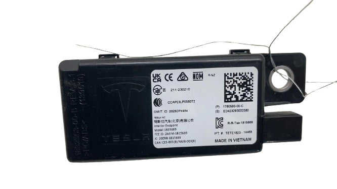 ⭕ 24-25 Tesla Model 3 Interior End Point Module Booster Universal 1780