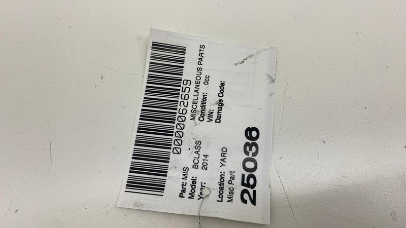 A2465400182 ⭕ 2014-2017 Mercedes-Benz B-Class W242 Engine Bay Fuse Box Assembly A2465400182