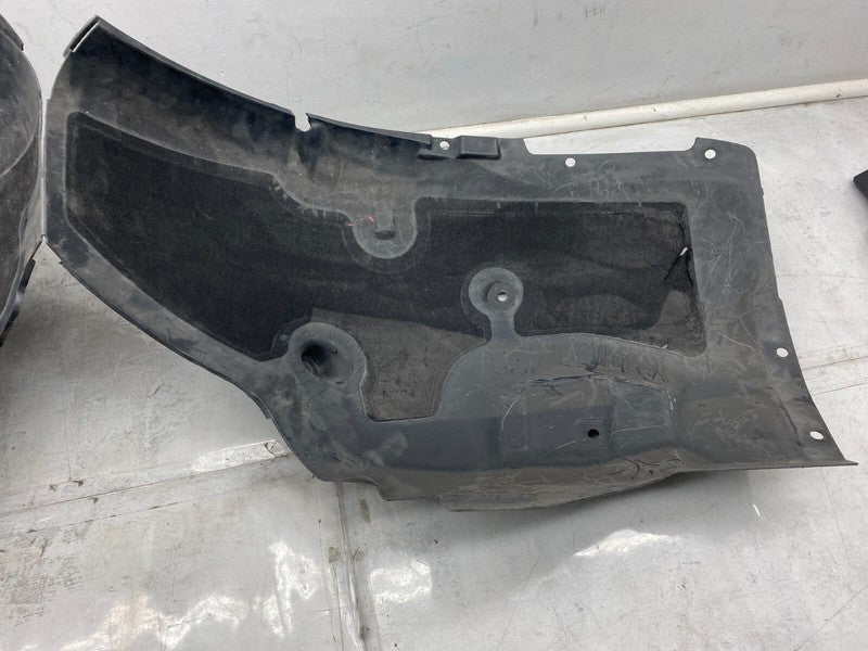 ⭕2017-2023 Tesla Model 3 Front Right Wheelhouse Splash Shield Fender W
