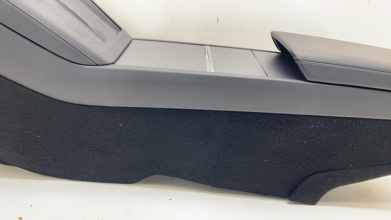 ⭕ 24-25 Model 3 Front Center Console Armrest & Storage Compartment 171