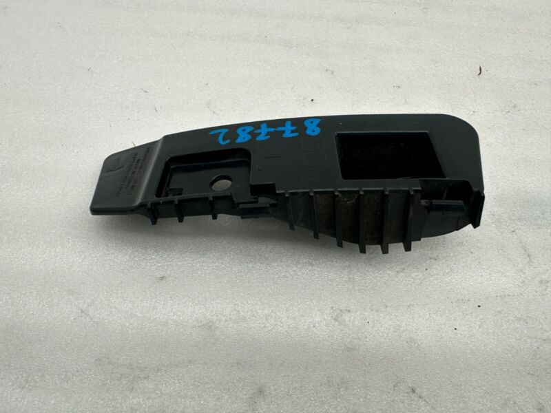 2017-2023 Tesla Model 3 Rear Right Side Bumper Taillamp Taillight Mount Bracket