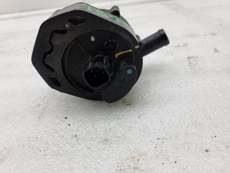2016-2020 Tesla Model S X Cooling System Auxiliary Water Coolant Pump FWD Assy