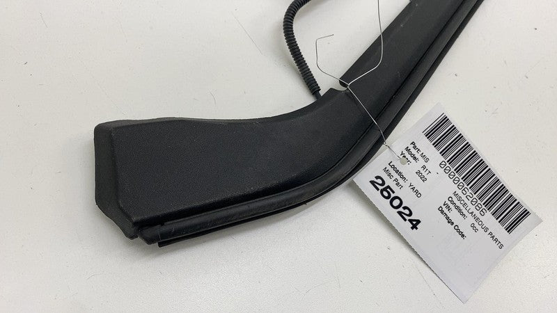 ⭕ 22-24 Rivian R1T Front Driver Side Hood Drip Trim Molding Left LH PT