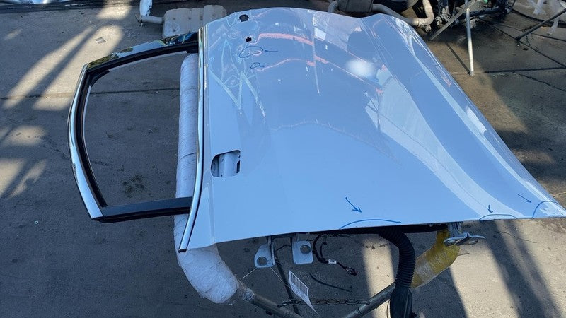 ⭕ 2017-2024 Chrysler Pacifica Front Driver Side Door Assembly Left LH White PW7