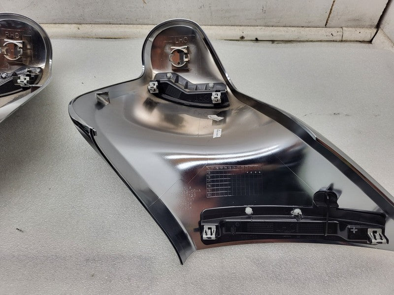 1062962 00 A ⭕16-23 Model X Left/Right Seat Monopost Outboard Cover 1062962-00-A/1062971-00-A
